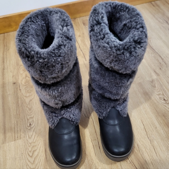 Ugg Womens Lilyan Waterproof Leather Sheepskin Boots Black Grey - Picture 6 of 6